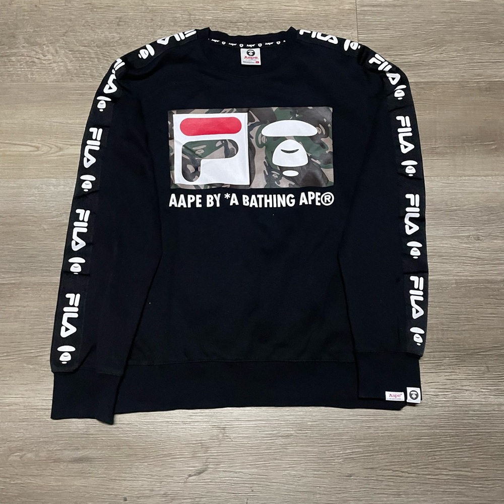 A Bathing Ape X Fila crewneck sweater brand new without tags black size L